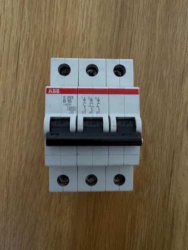 Abb s203 b16 16a - abb, s203-b16